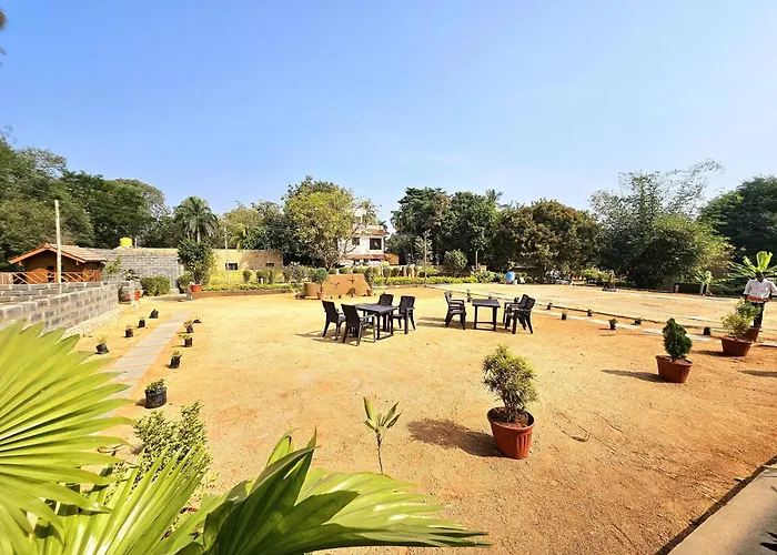 Hampi Leo Dreams Resort
